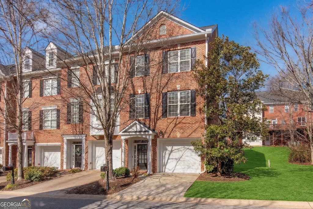 Photo of 3502 Waters Edge Trail, Roswell, GA 30075 (MLS # 10706299)