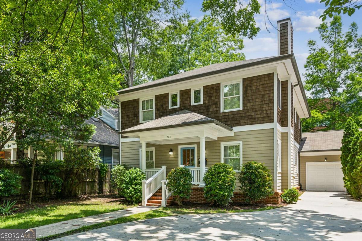 261 Elmira PL NE