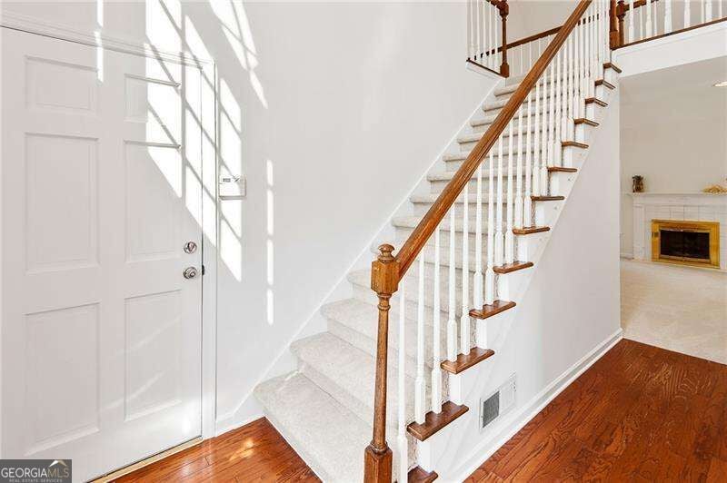 1948 Briar Pond WAY