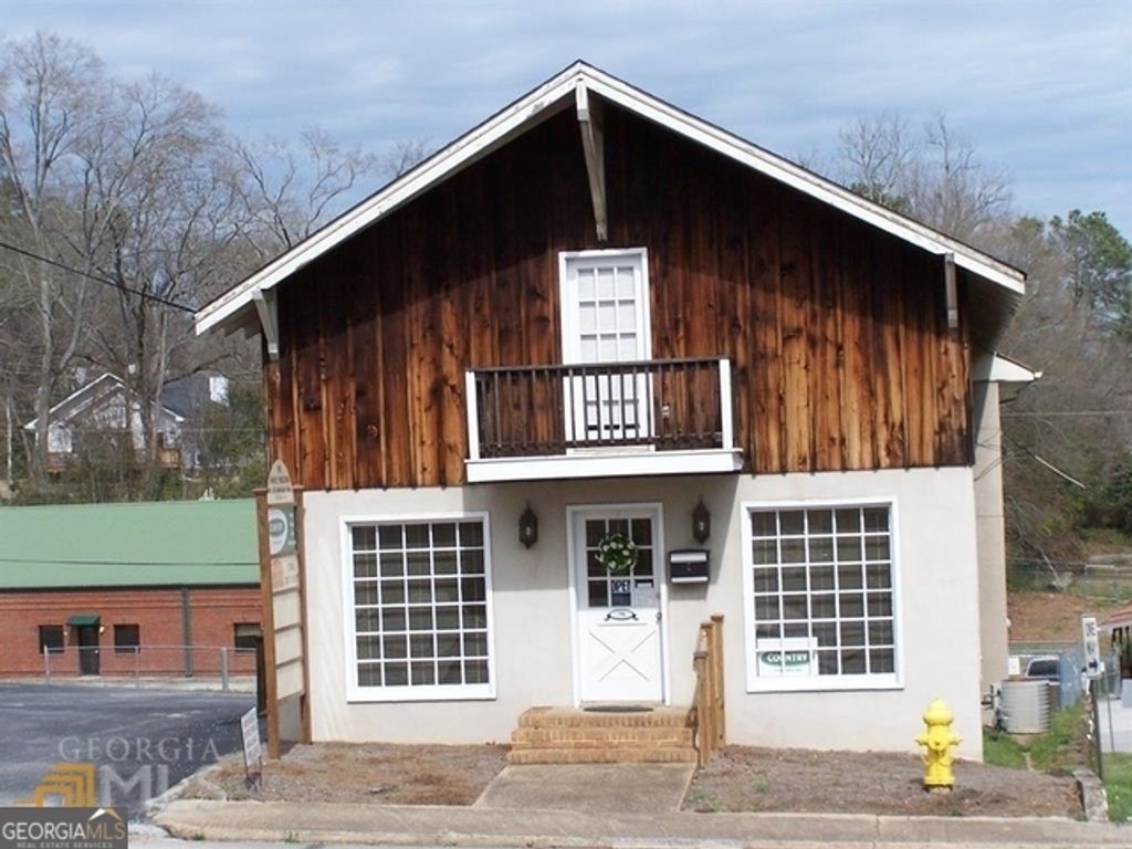 Photo of 80 Washington Street, Jefferson, GA 30549 (MLS # 10722359)