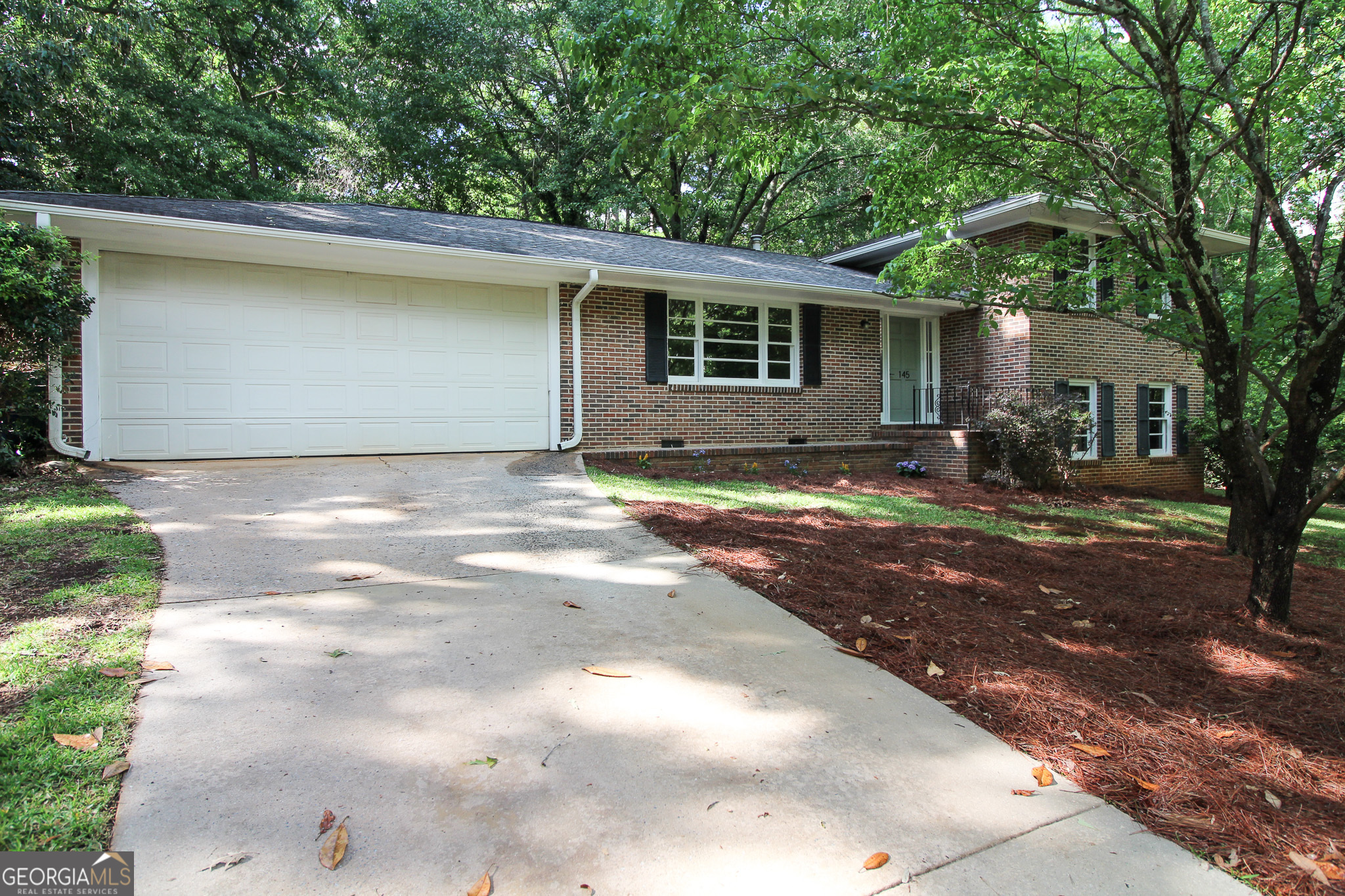 145 Pinecrest TER