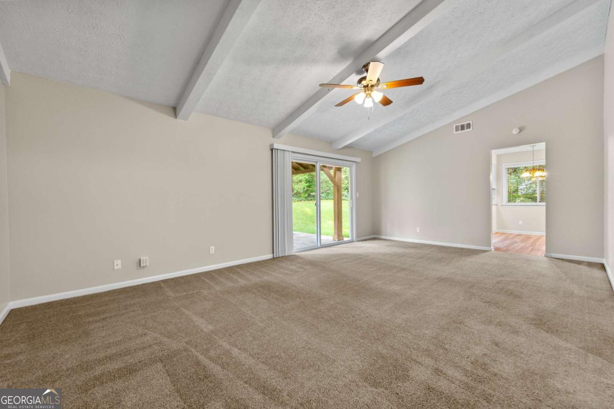2713 Post Oak CT