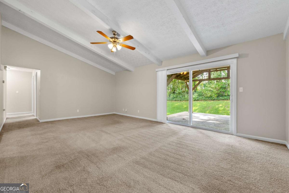 2713 Post Oak CT