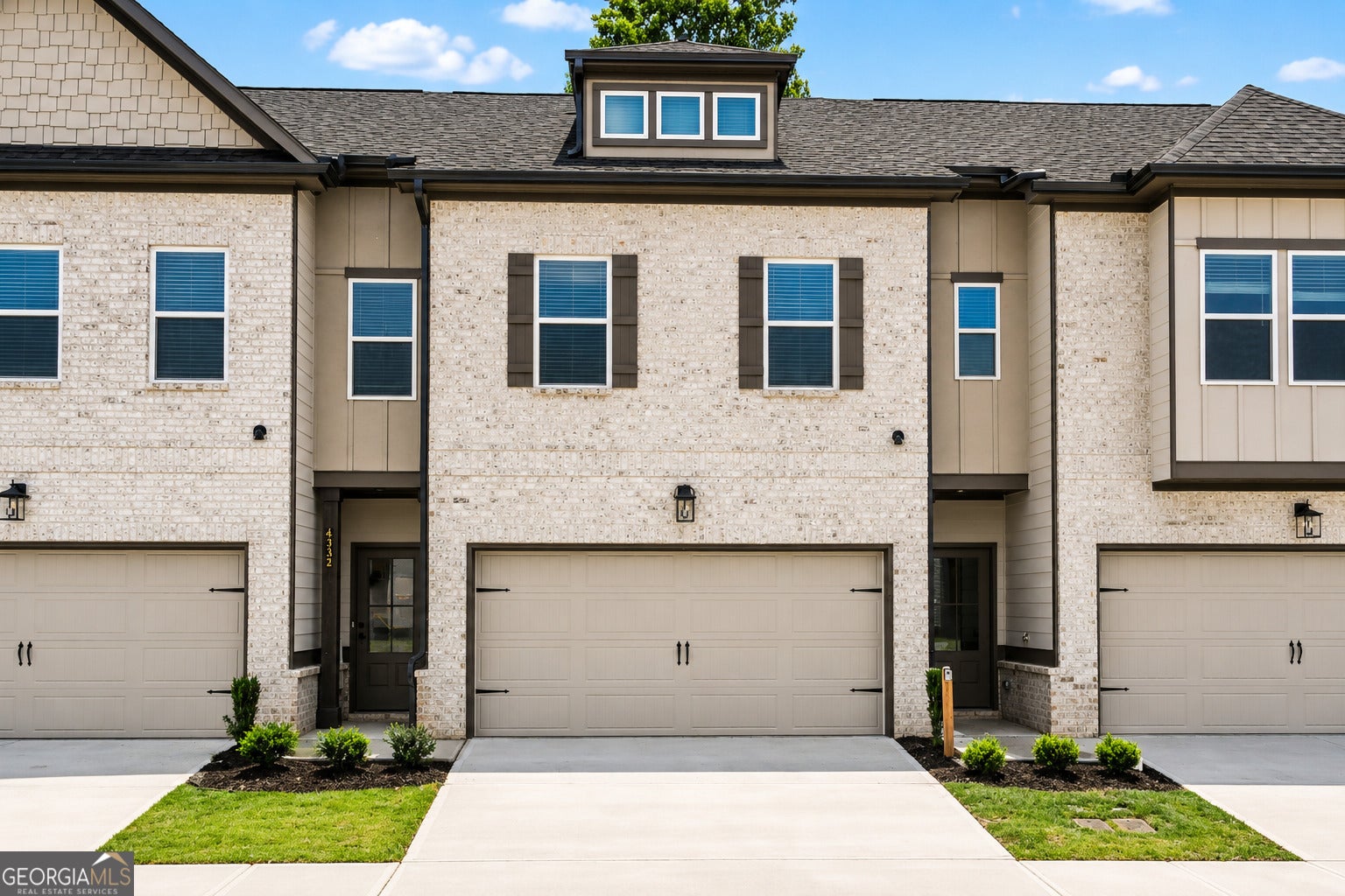 4332 Fern River BND 63