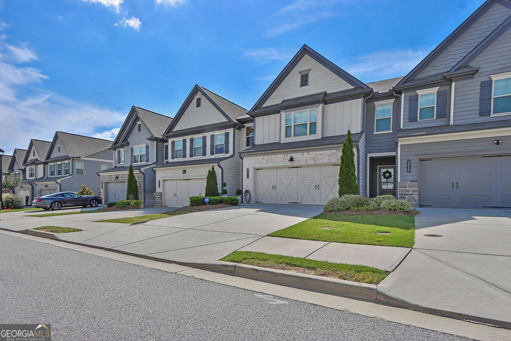 5516 Garens WAY