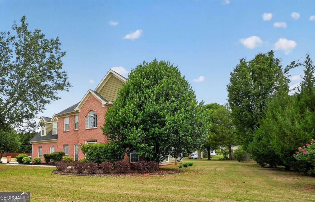 Photo of 200 Essex Place, Ellenwood, GA 30294 (MLS # 10760129)