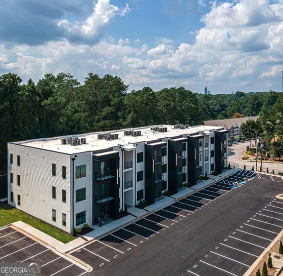 Hurry, this one will not last. This is a short sale. (offers must be approved). Two Bedroom Two Full baths in this 4 year old condominium. Well below market value, recent sales $290K and above. Contact for showings.
