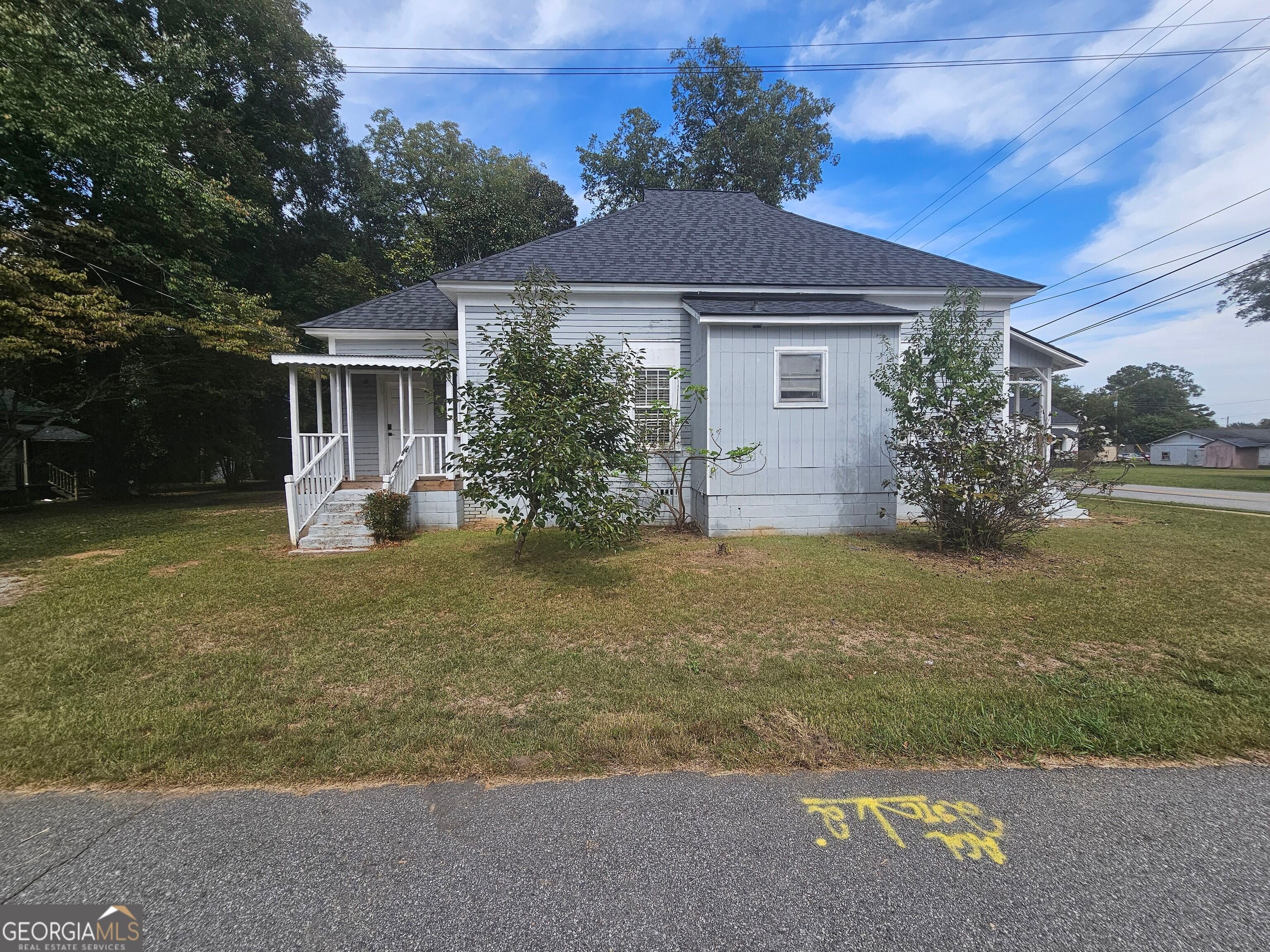 14 Mill ST