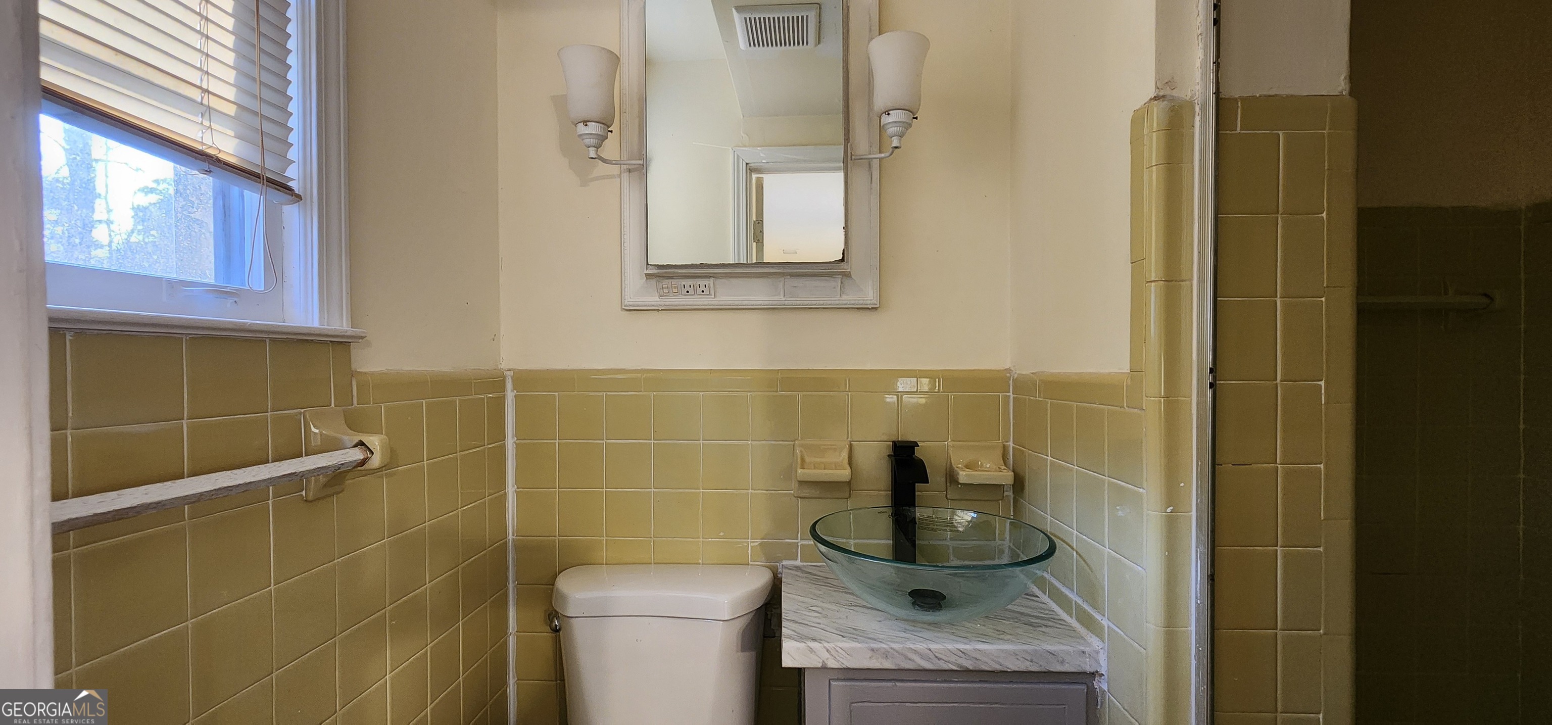 Snellville, Georgia 30078, United States, 4 Bedrooms Bedrooms, ,4 BathroomsBathrooms,Residential,Active,86869