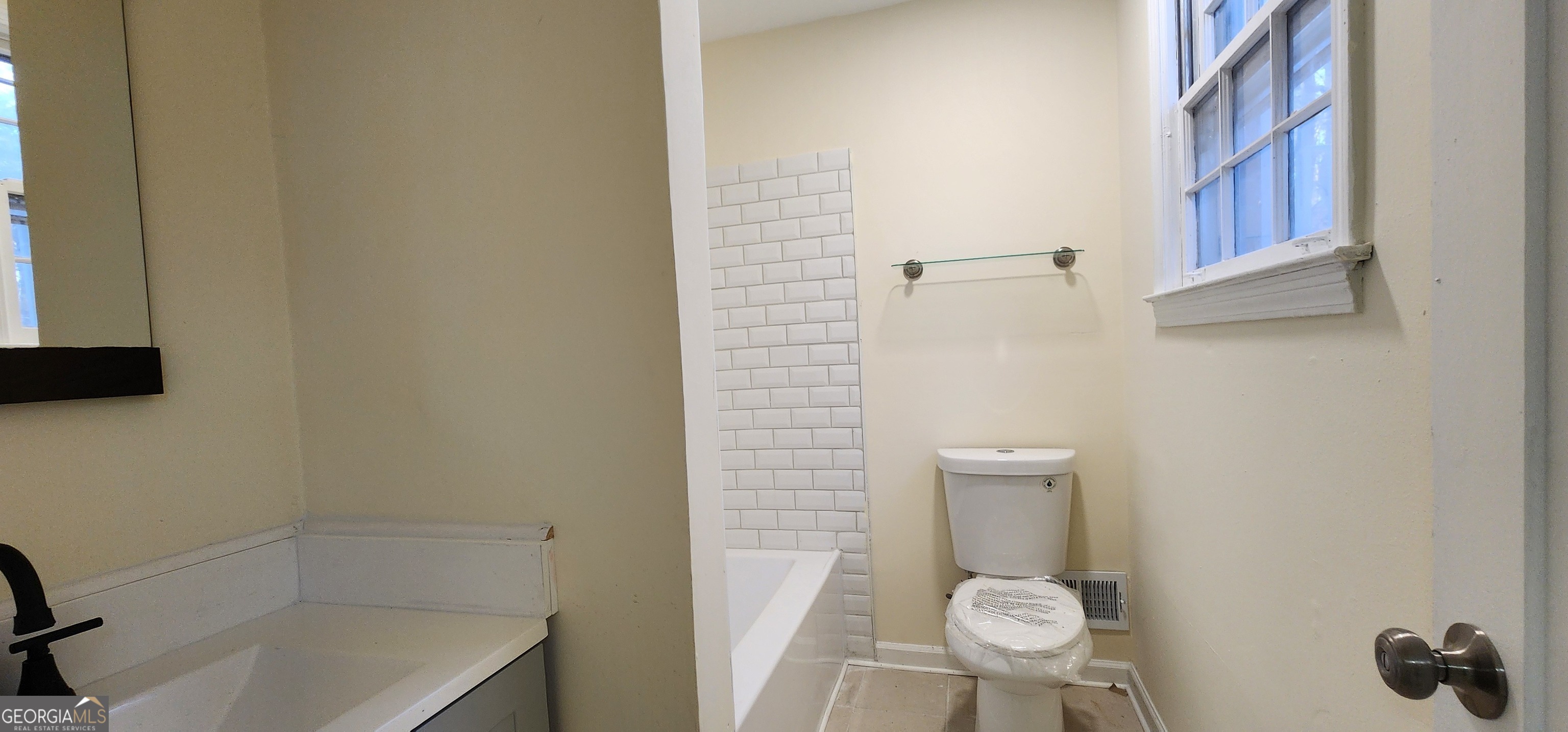 Snellville, Georgia 30078, United States, 4 Bedrooms Bedrooms, ,4 BathroomsBathrooms,Residential,Active,86869