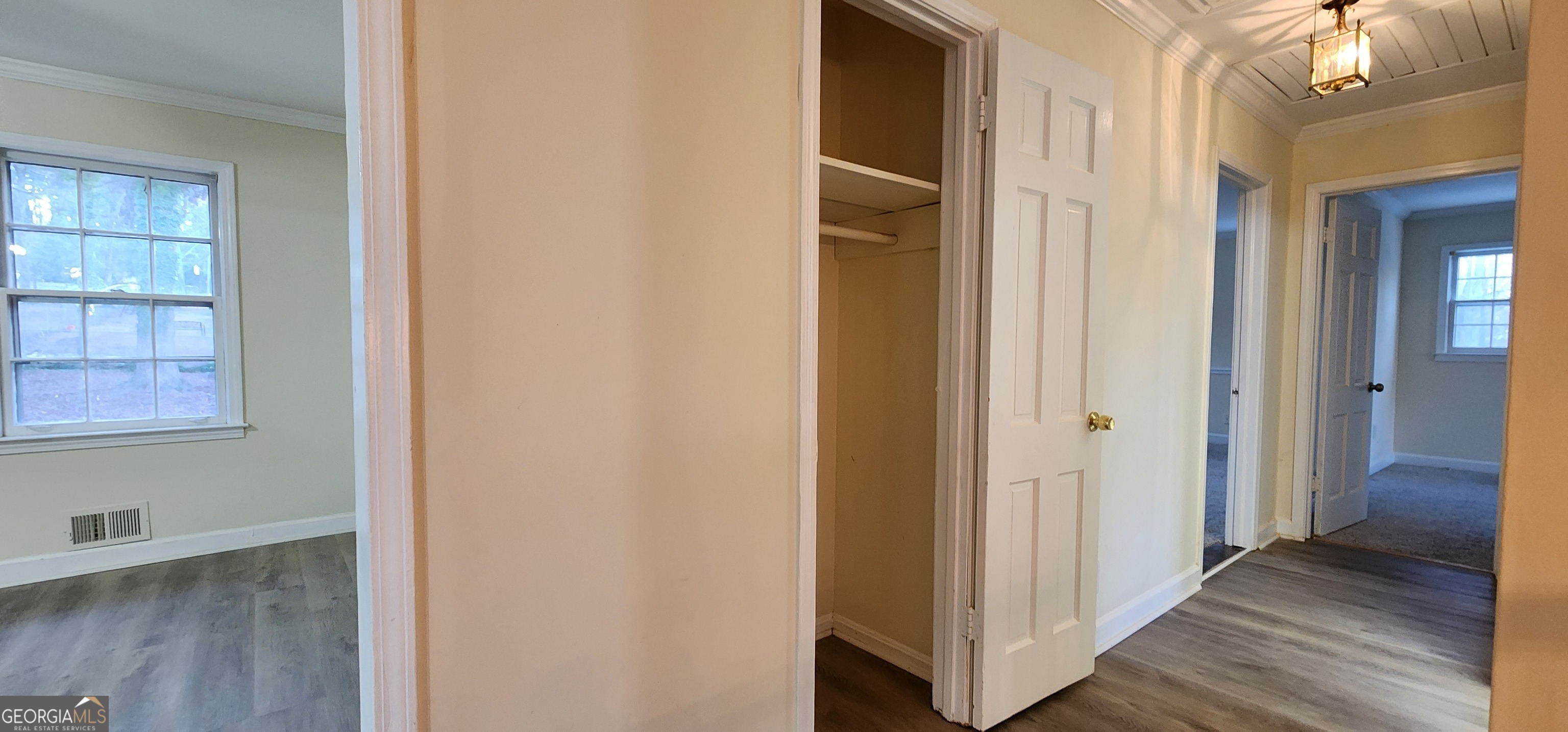 Snellville, Georgia 30078, United States, 4 Bedrooms Bedrooms, ,4 BathroomsBathrooms,Residential,Active,86869