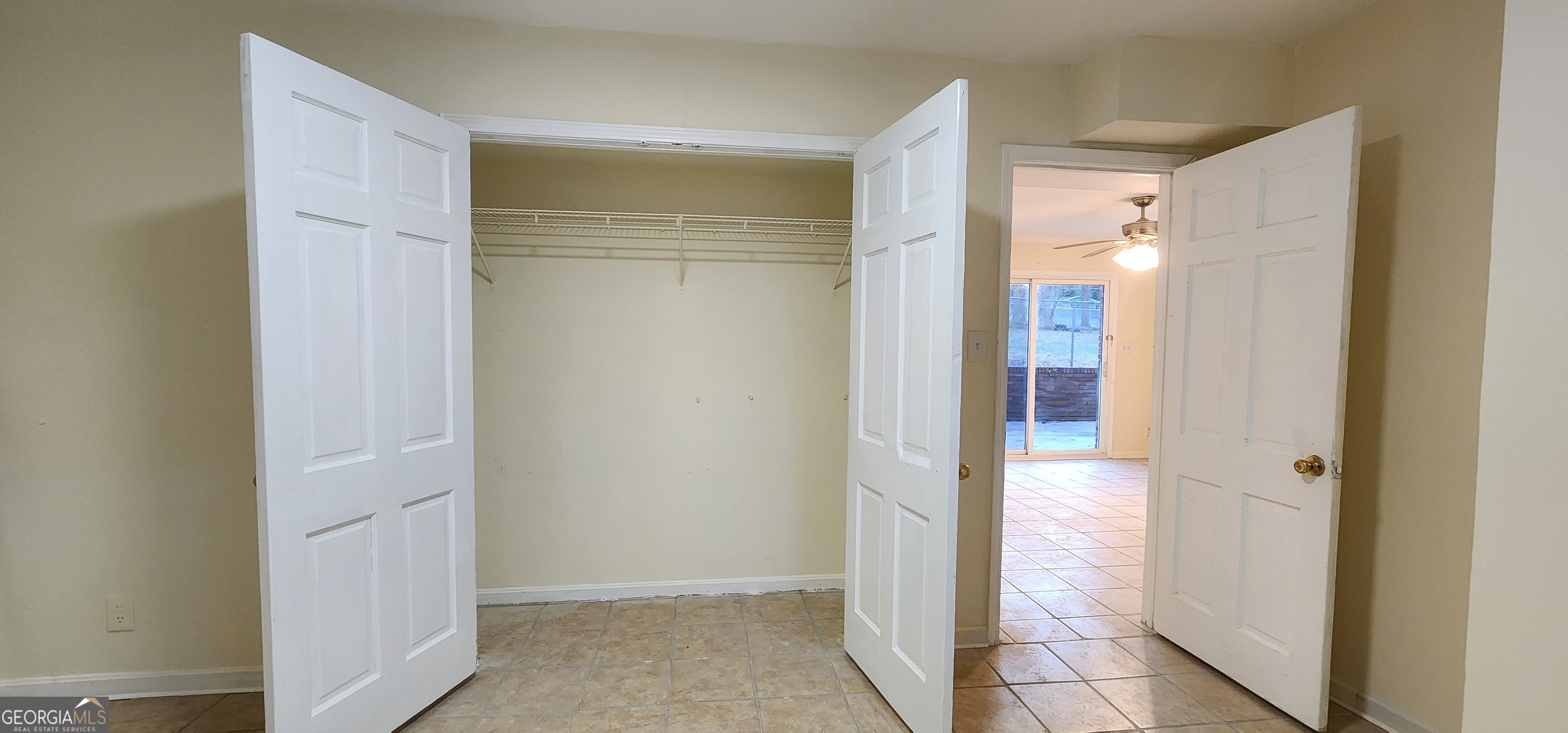 Snellville, Georgia 30078, United States, 4 Bedrooms Bedrooms, ,4 BathroomsBathrooms,Residential,Active,86869