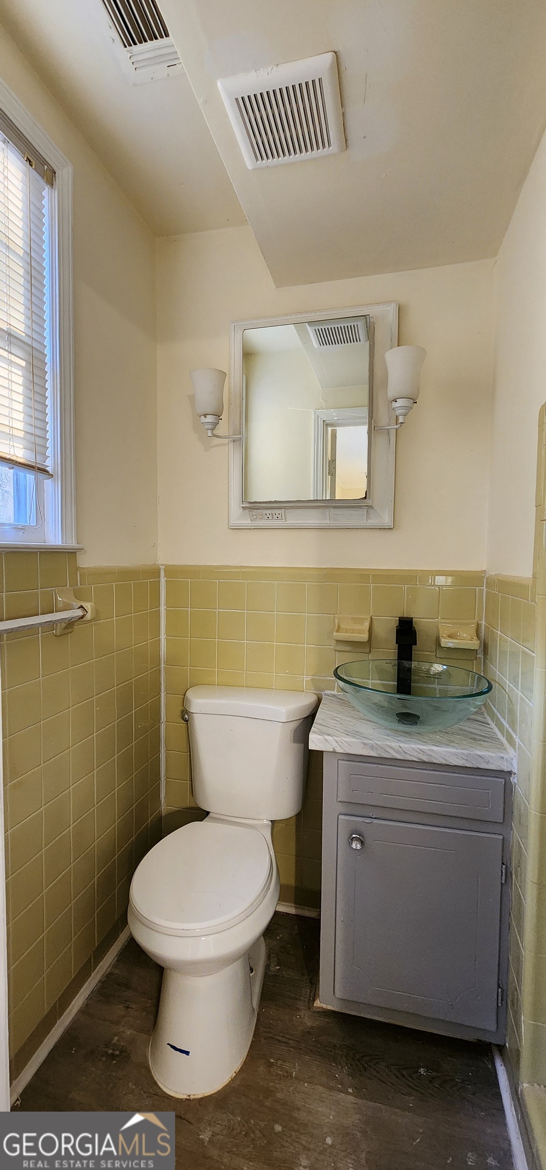 Snellville, Georgia 30078, United States, 4 Bedrooms Bedrooms, ,4 BathroomsBathrooms,Residential,Active,86869