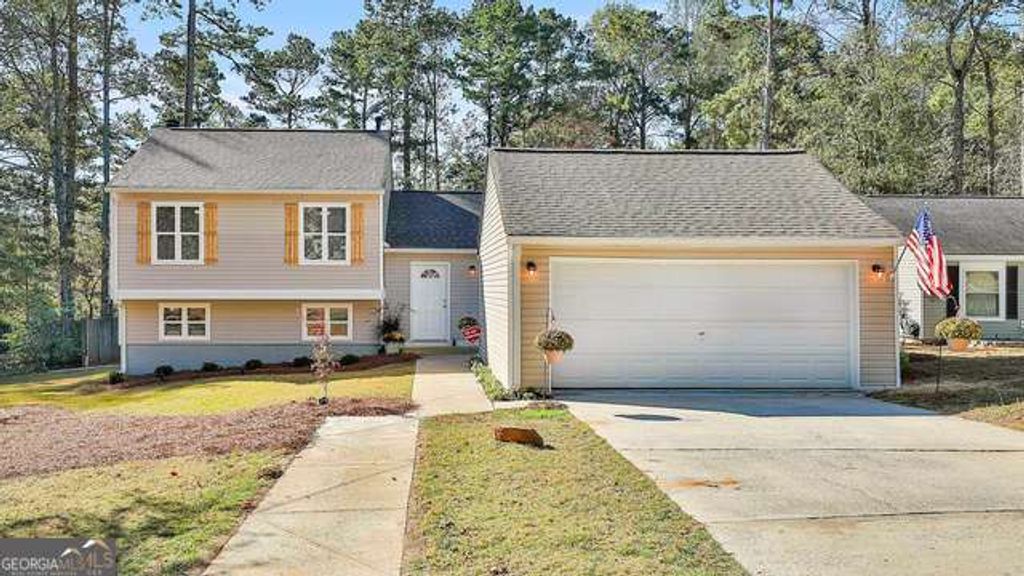 Photo of 5 Buckthorn Drive, Newnan, GA 30265 (MLS # 10668226)
