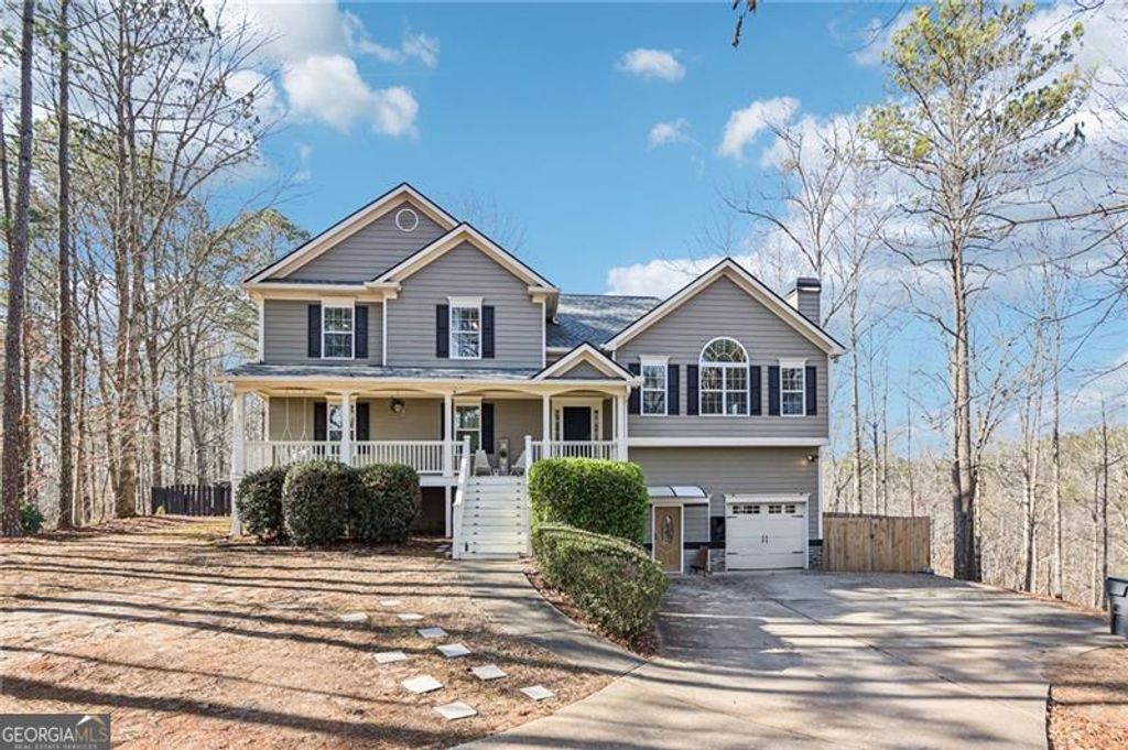 Photo of 132 Hammond Drive, Canton, GA 30114 (MLS # 10689786)
