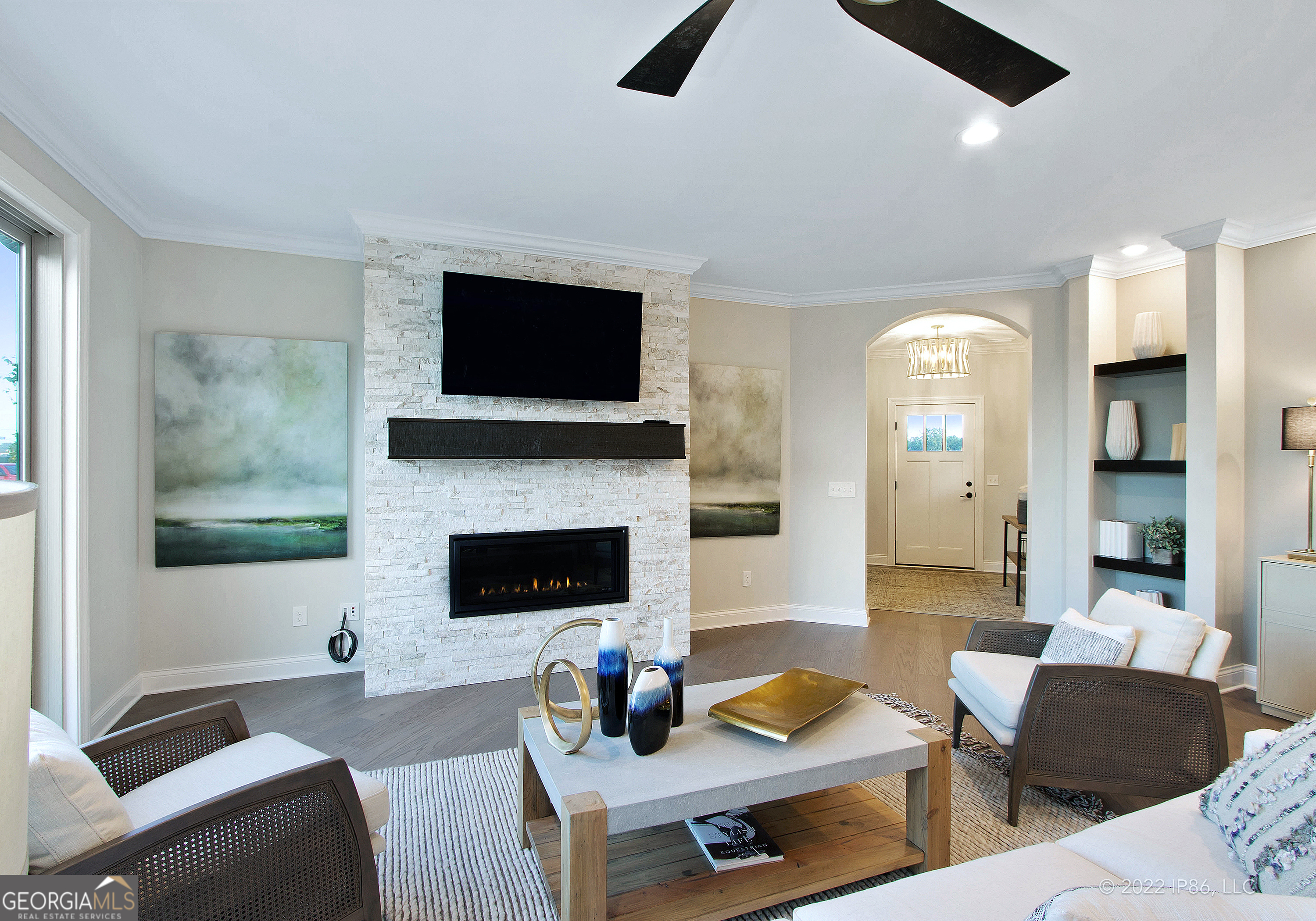 5245 Maggie Mae LN