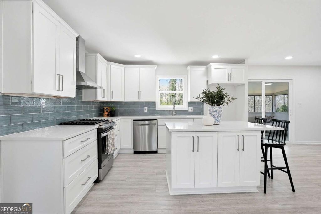 Photo of 3830 White Haven Drive SE, Smyrna, GA 30082 (MLS # 10717085)