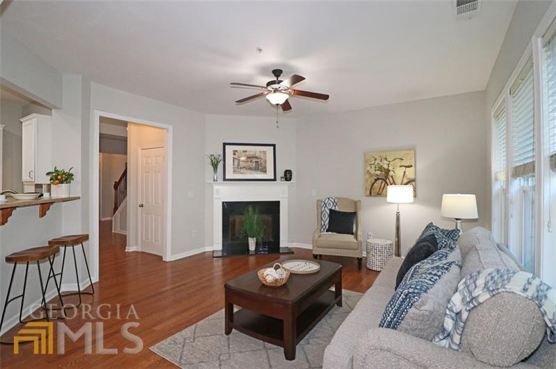 Photo 4 of 40 of 1632 Caswell PKWY 8 townhome