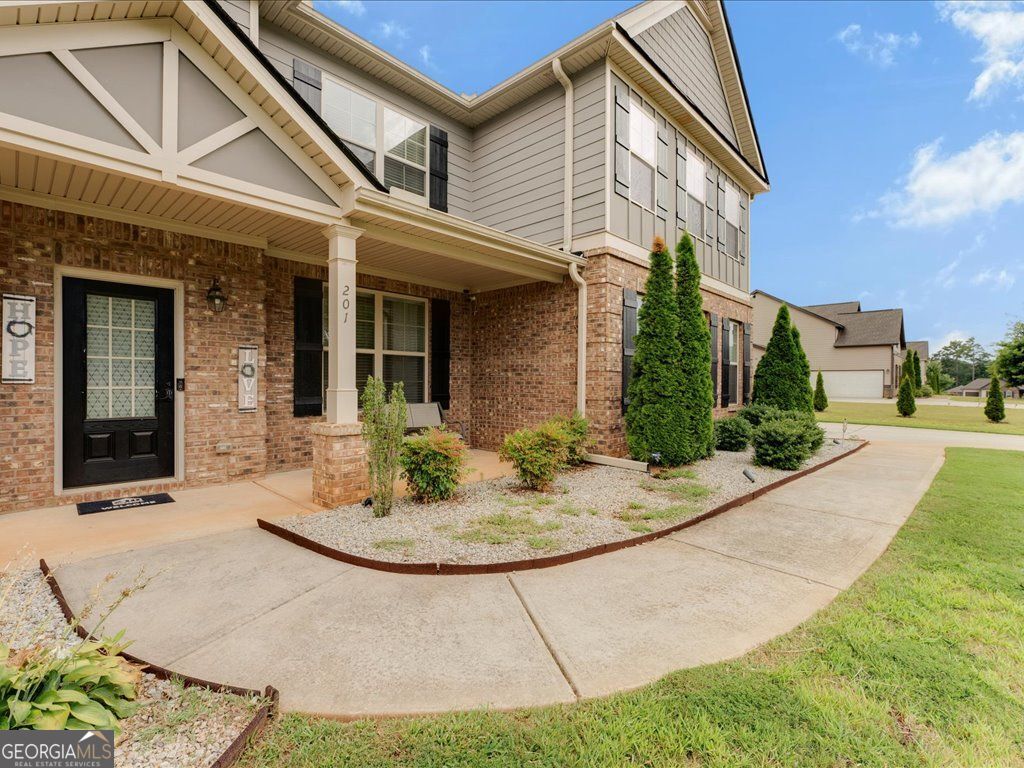 201 Vandalay WAY