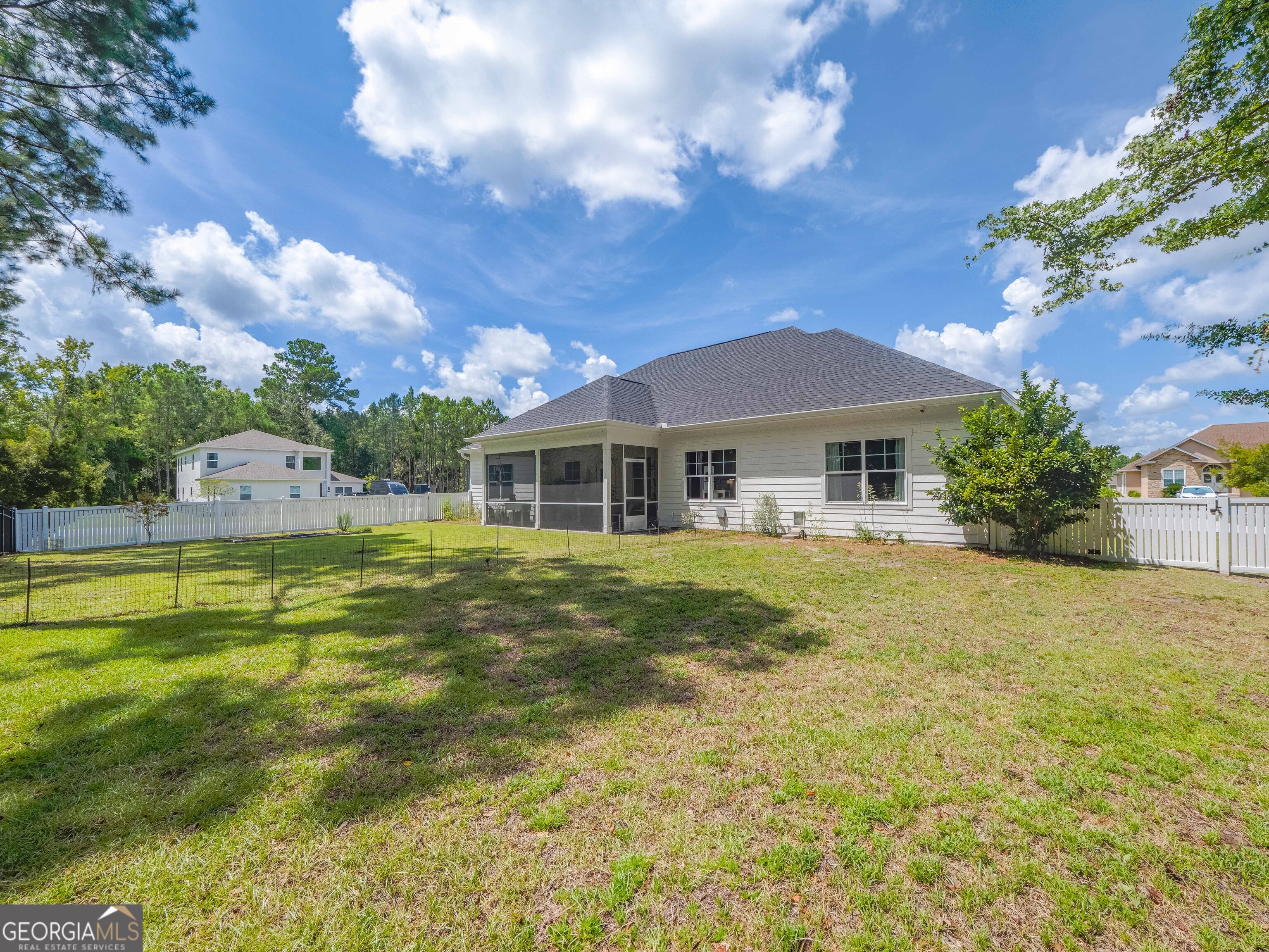 102 Huron LOOP