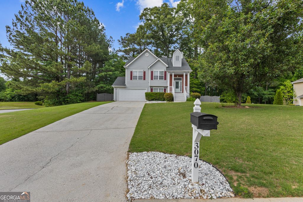 Photo of 3070 Harvest Circle, Fairburn, GA 30213 (MLS # 10764763)