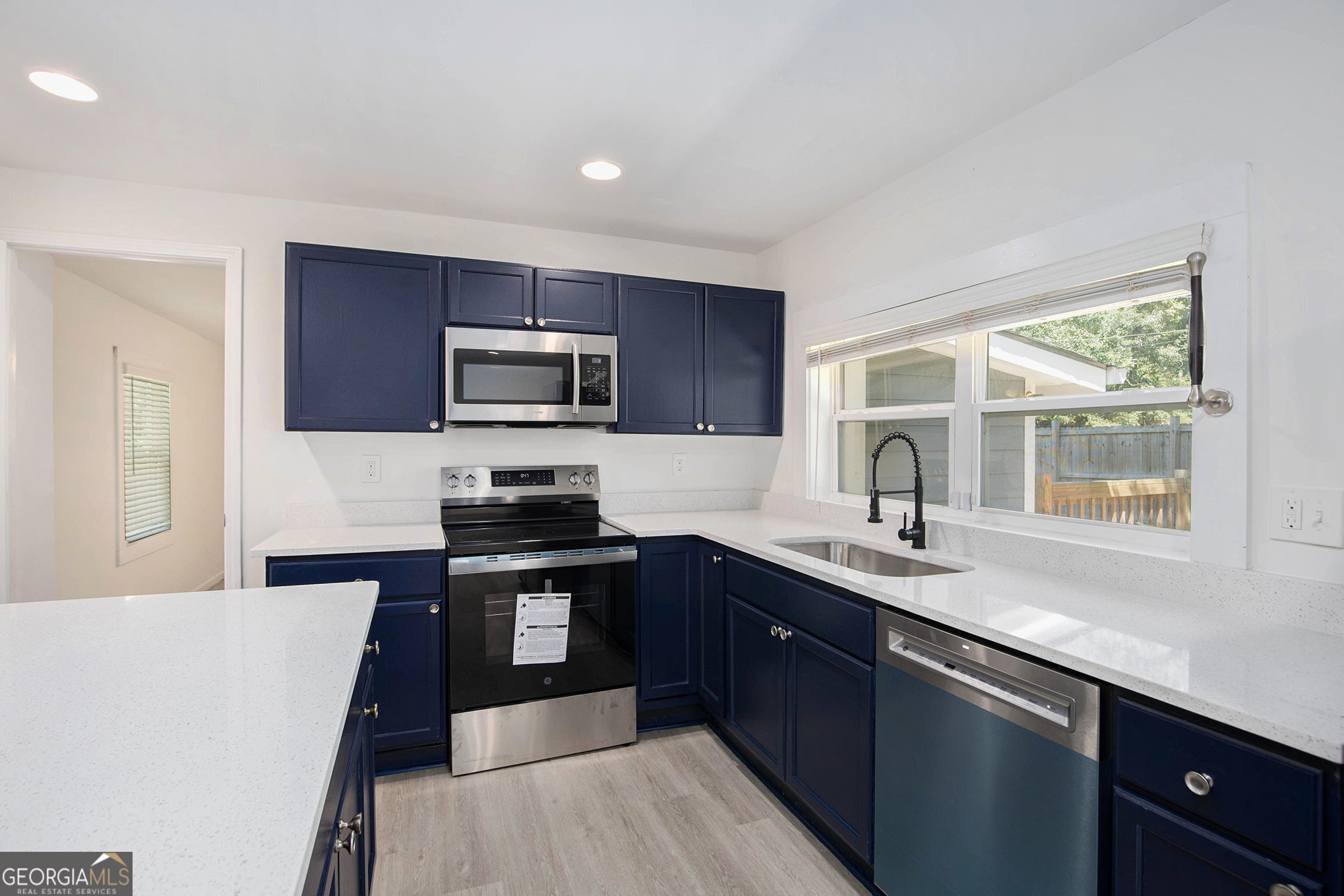 4759 Dodson RD