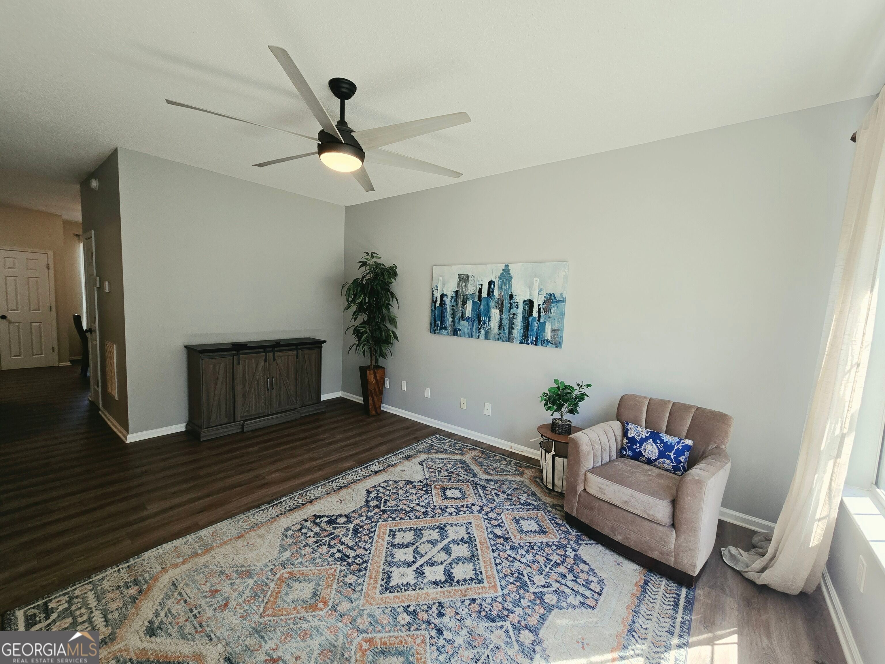 410 Rosewood LN