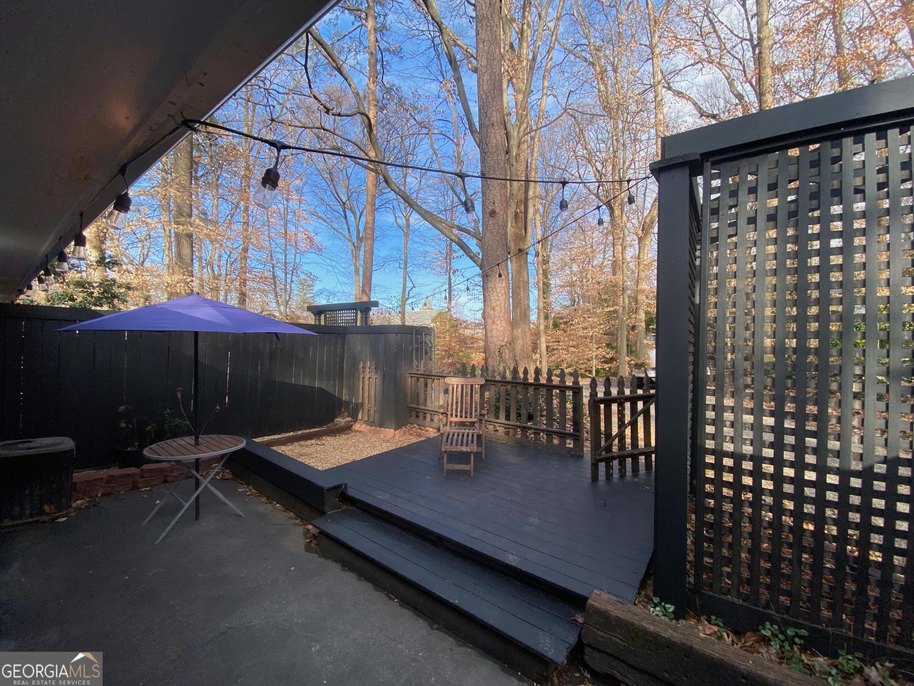 1803 White Oak HOLW NE