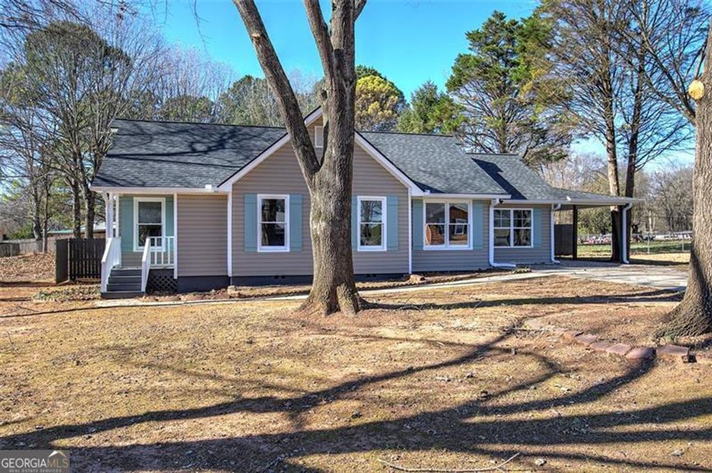 Photo of 53 MILAM, Cartersville, GA 30120 (MLS # 10662747)