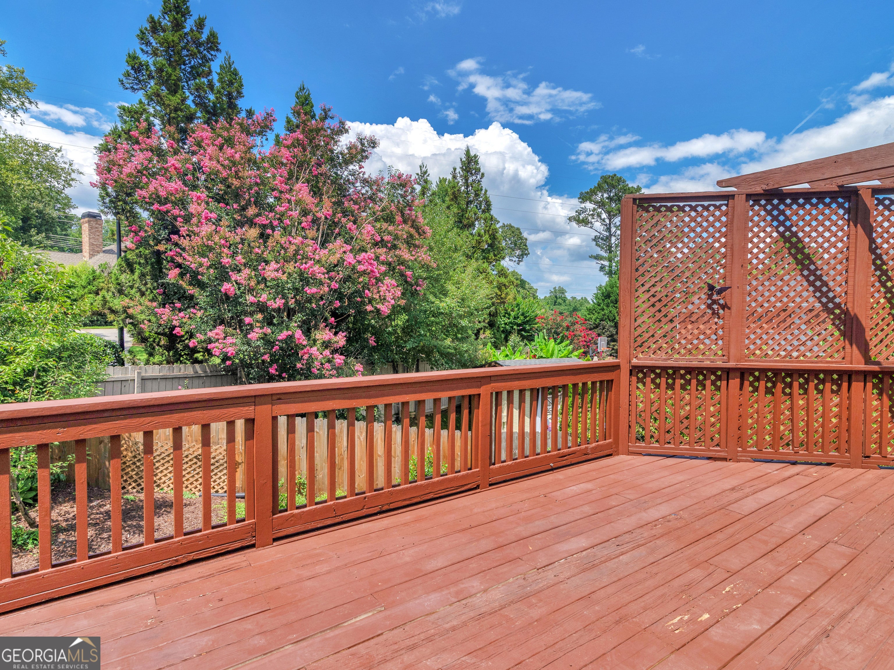 1524 Lake CV