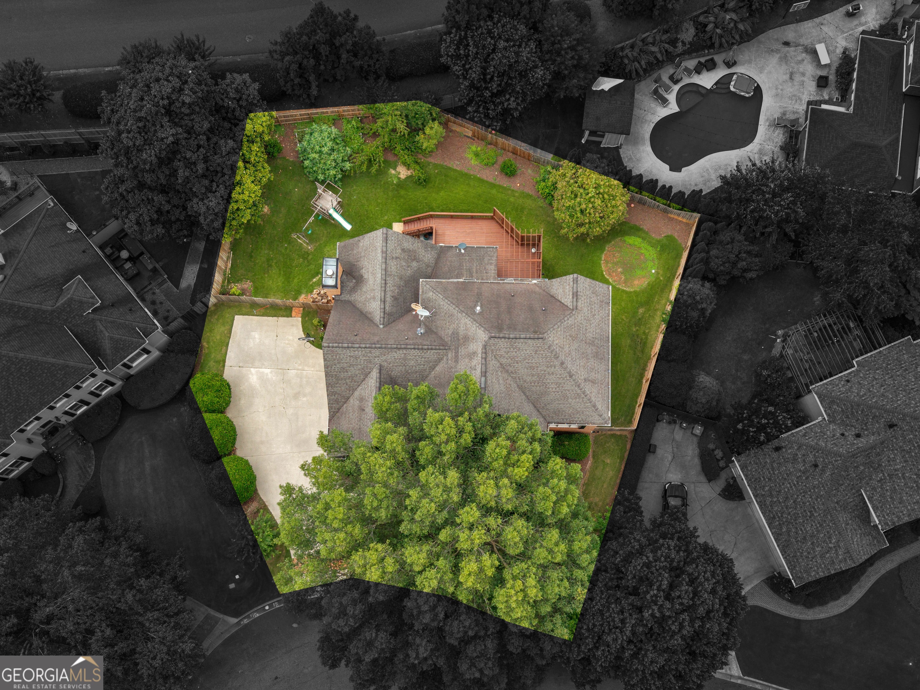 1524 Lake CV