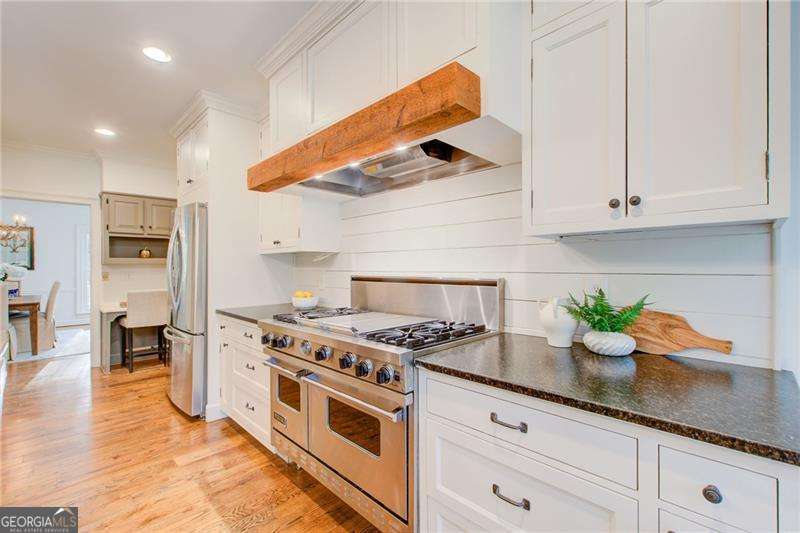 200 Cameron Ridge DR