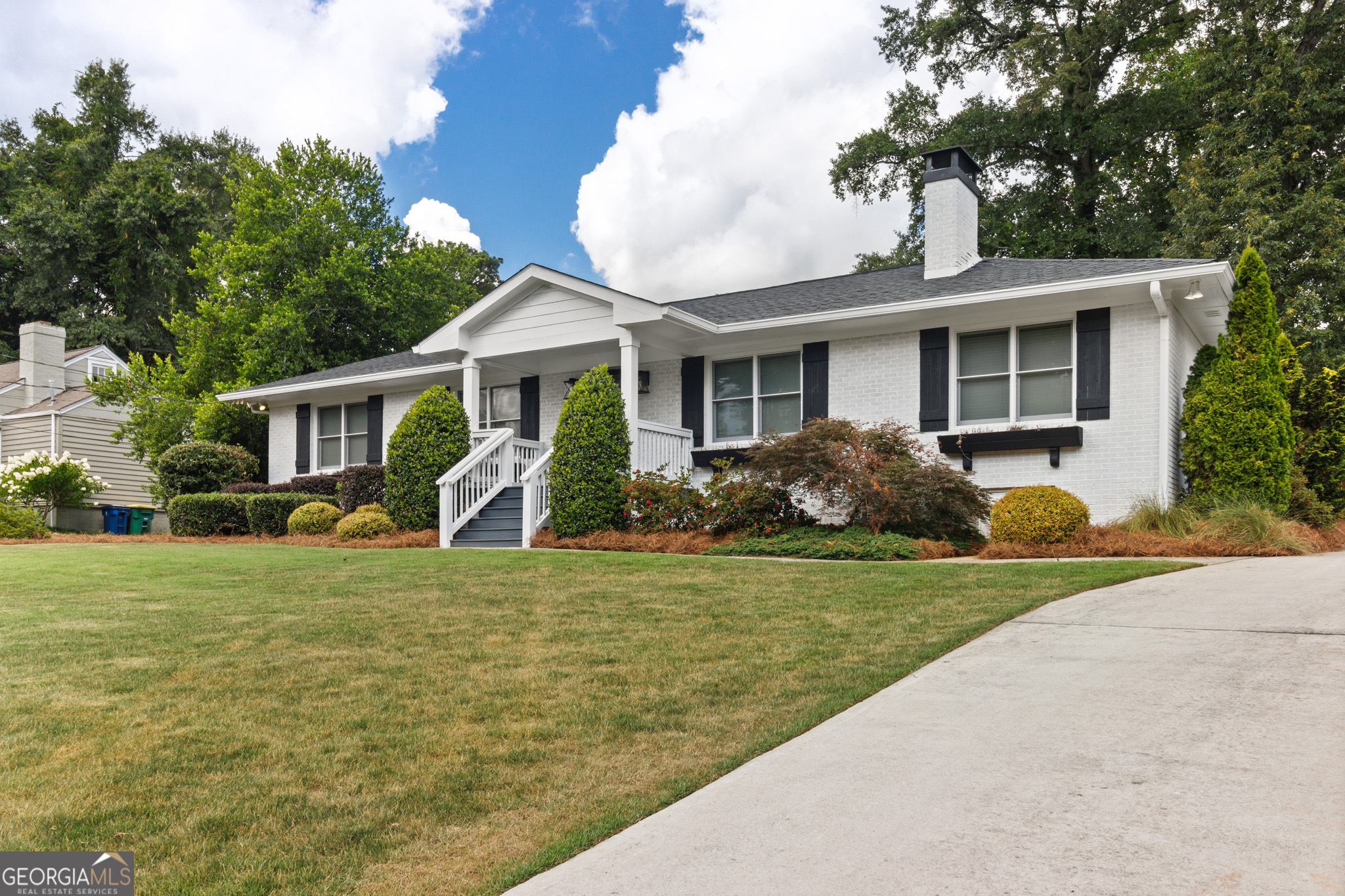 140 Parkway DR