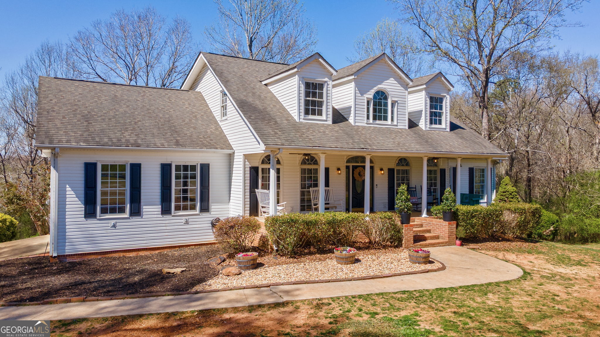 157 RIVERBEND CIR