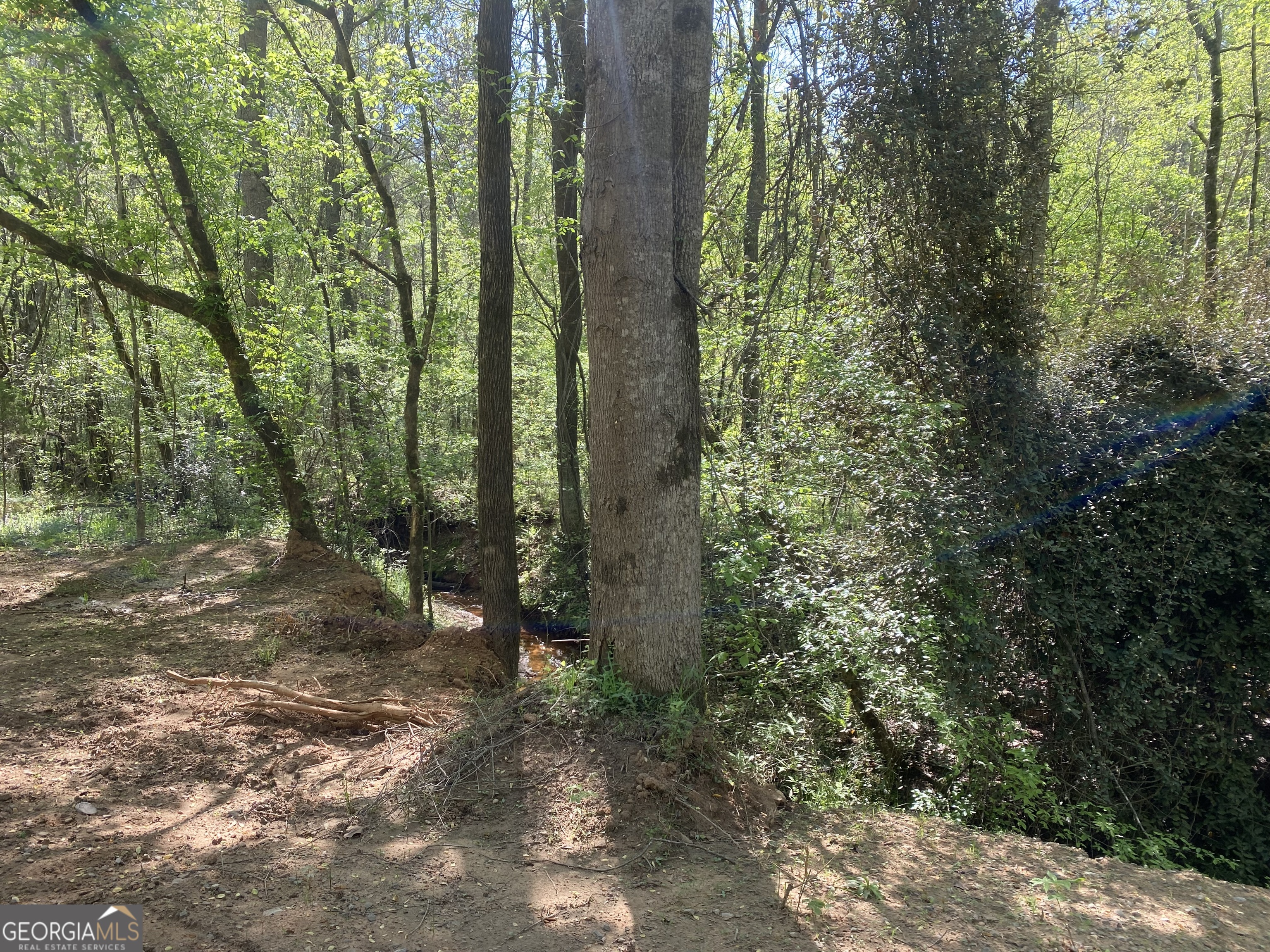 90 +/- ACRES English RD