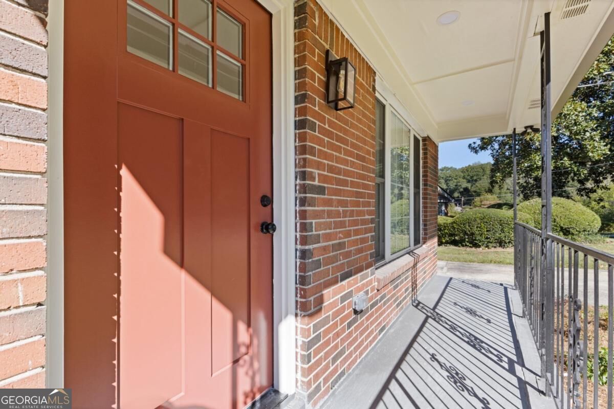 742 Vanderbilt CT NW