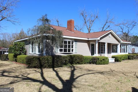 A home in Eastman