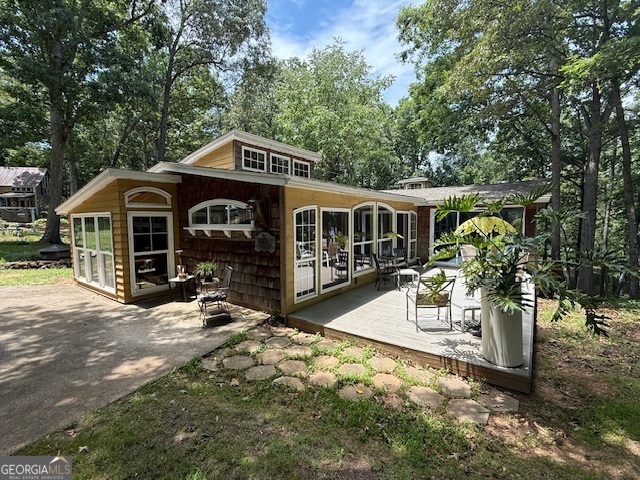306 Robins Rd