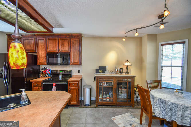 Jefferson Walk - Residential Lease