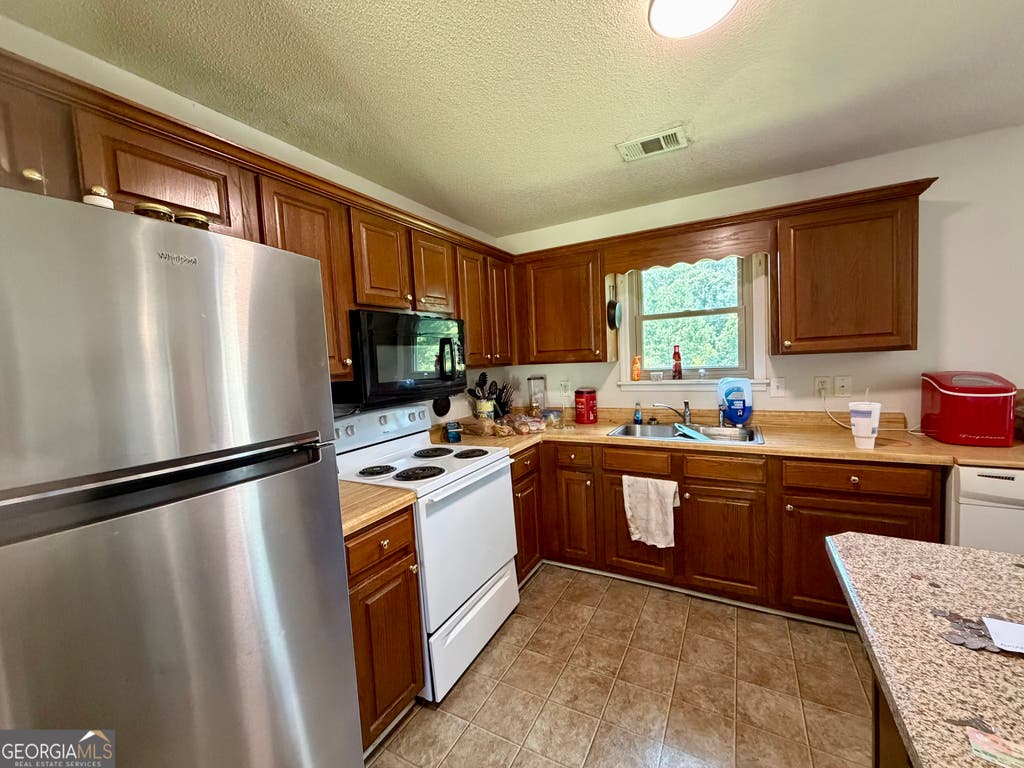 Photo of 1490 N HWY 319, East Dublin, GA 31027 (MLS # 10826945)