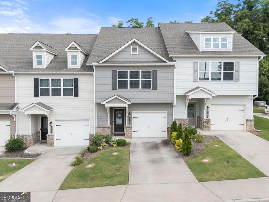 Photo of 3709 Acorn Drive, Oakwood, GA 30566 (MLS # 10783685)