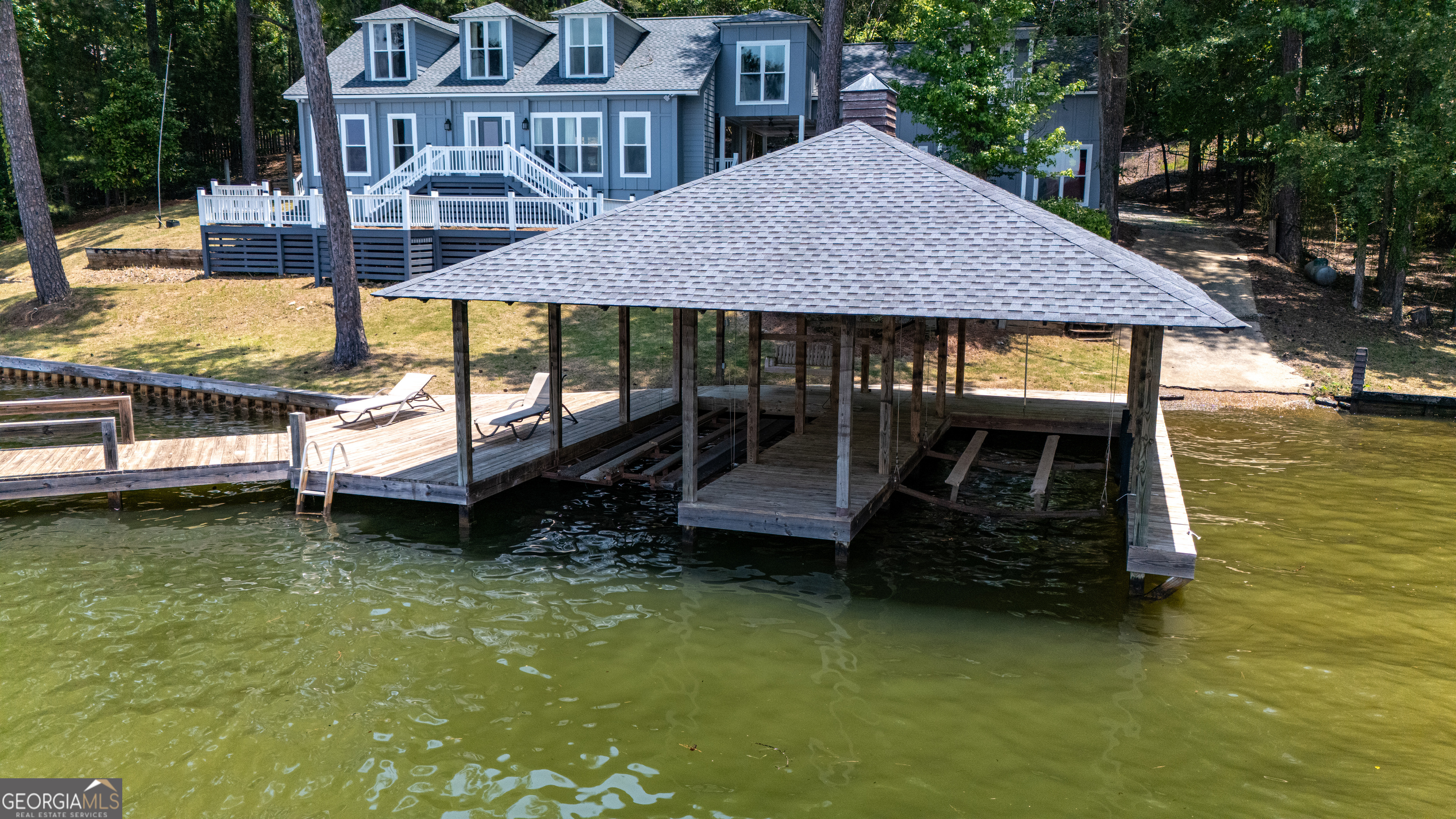 230 Kelly DR