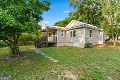 Photo of 155 Horton Street, Winder, GA 30680 (MLS # 10673122)