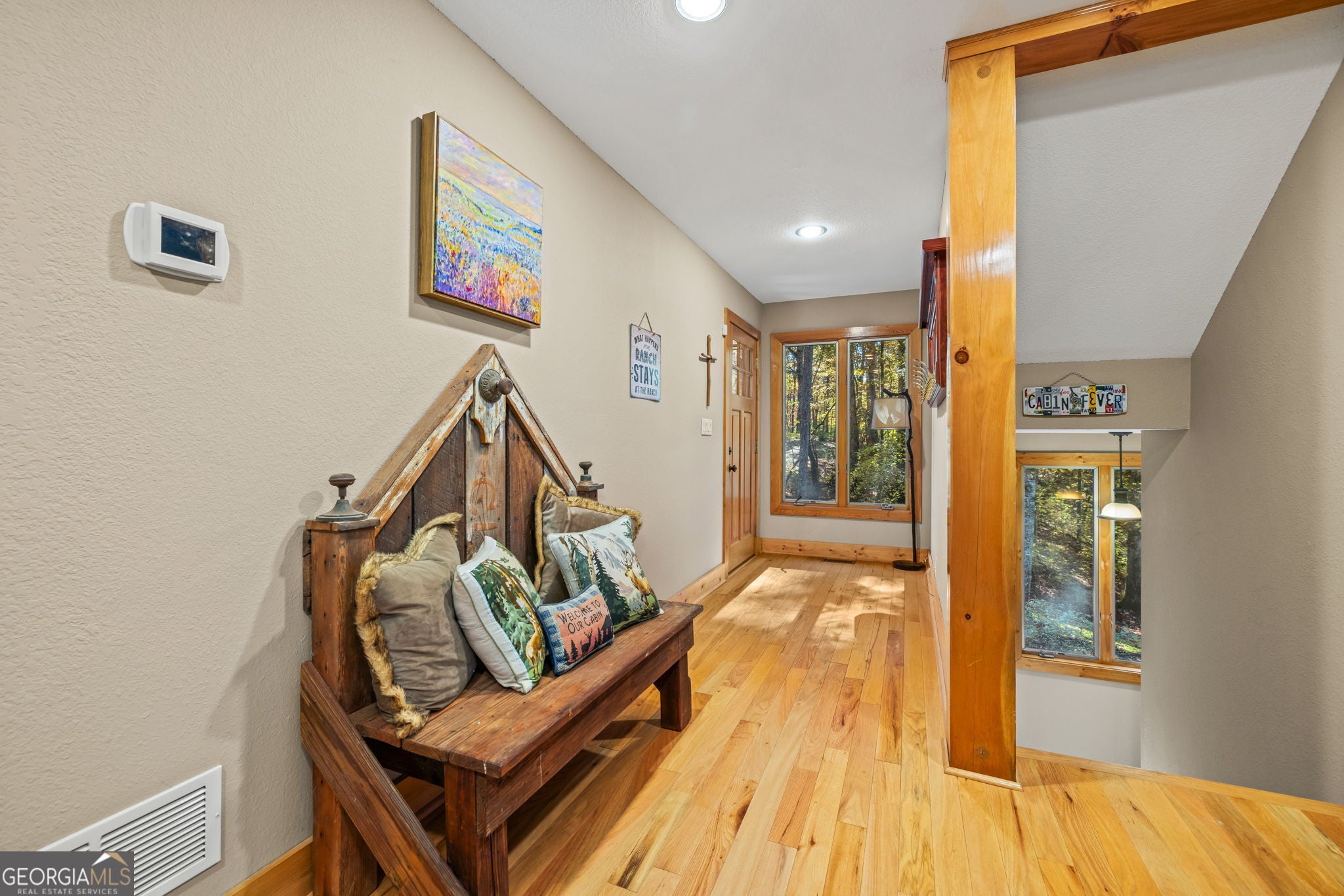 1010 Meadowview RDG