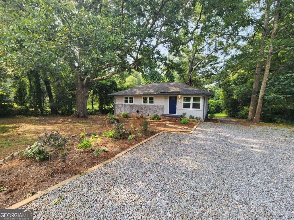Photo of 464 Ruth Street, Athens, GA 30601 (MLS # 10653381)