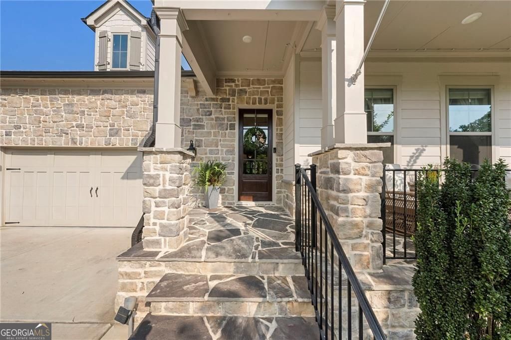 111 Summit View CT