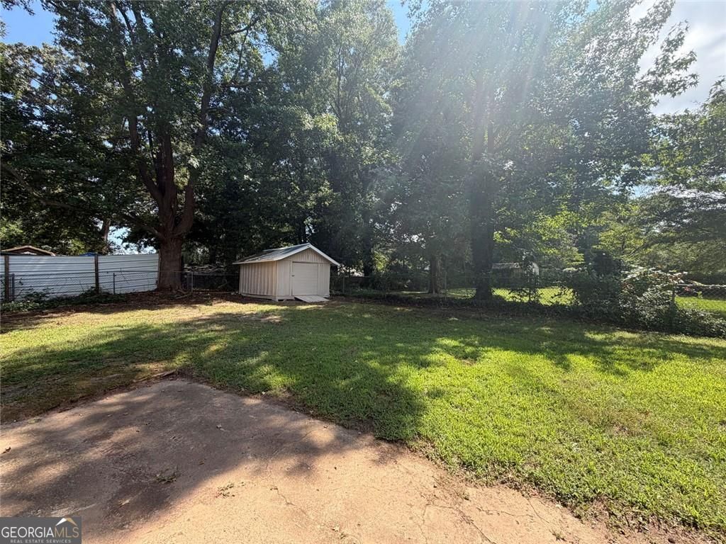 1633 Slate RD