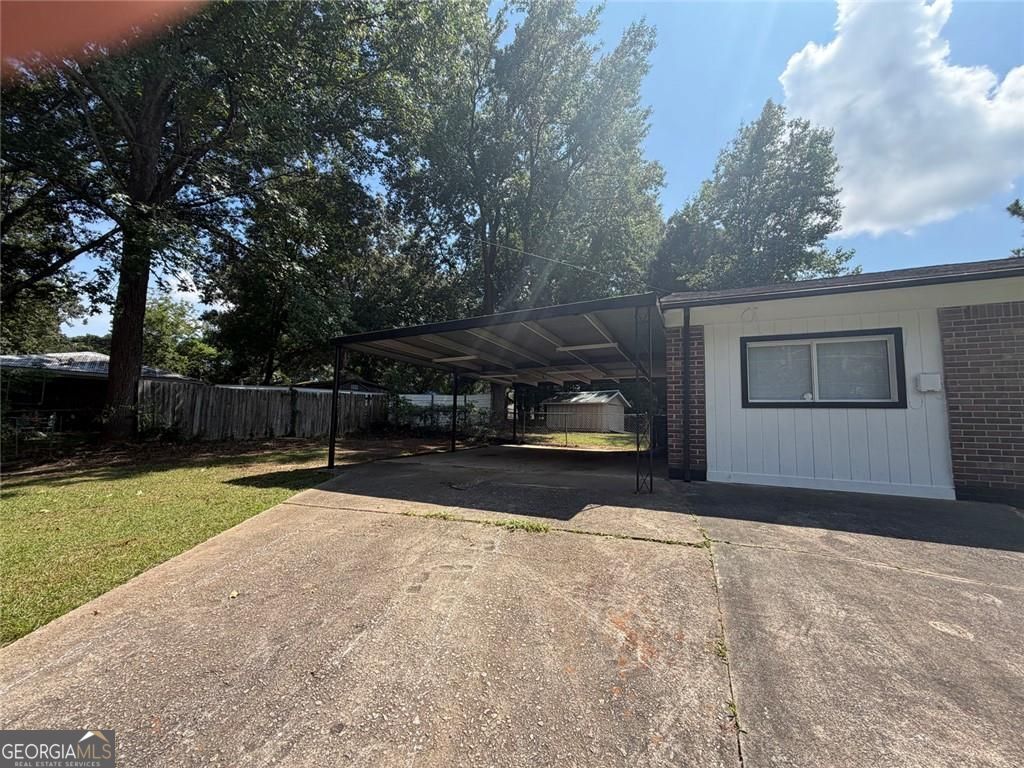 1633 Slate RD