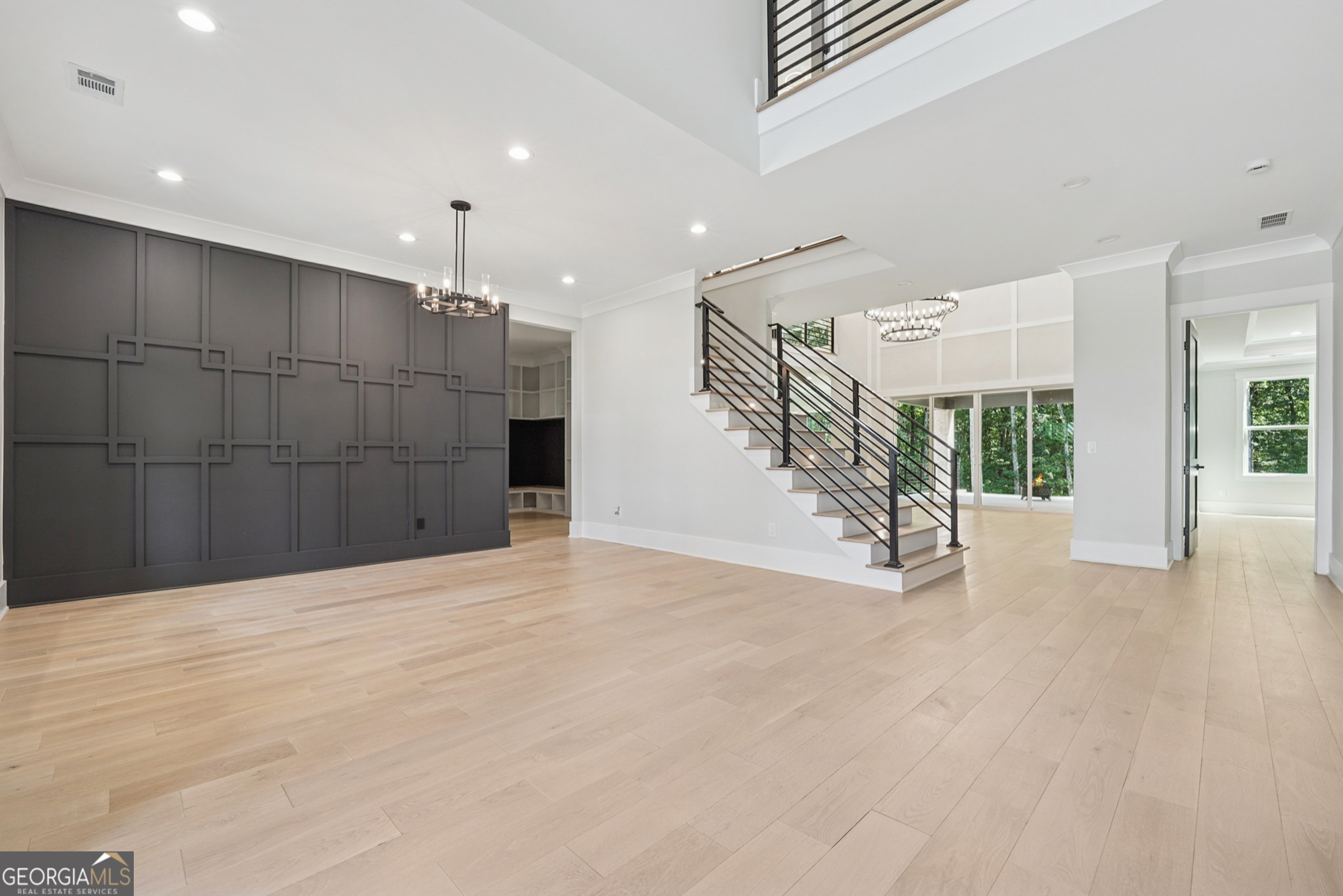 333 Sims Bridge RD