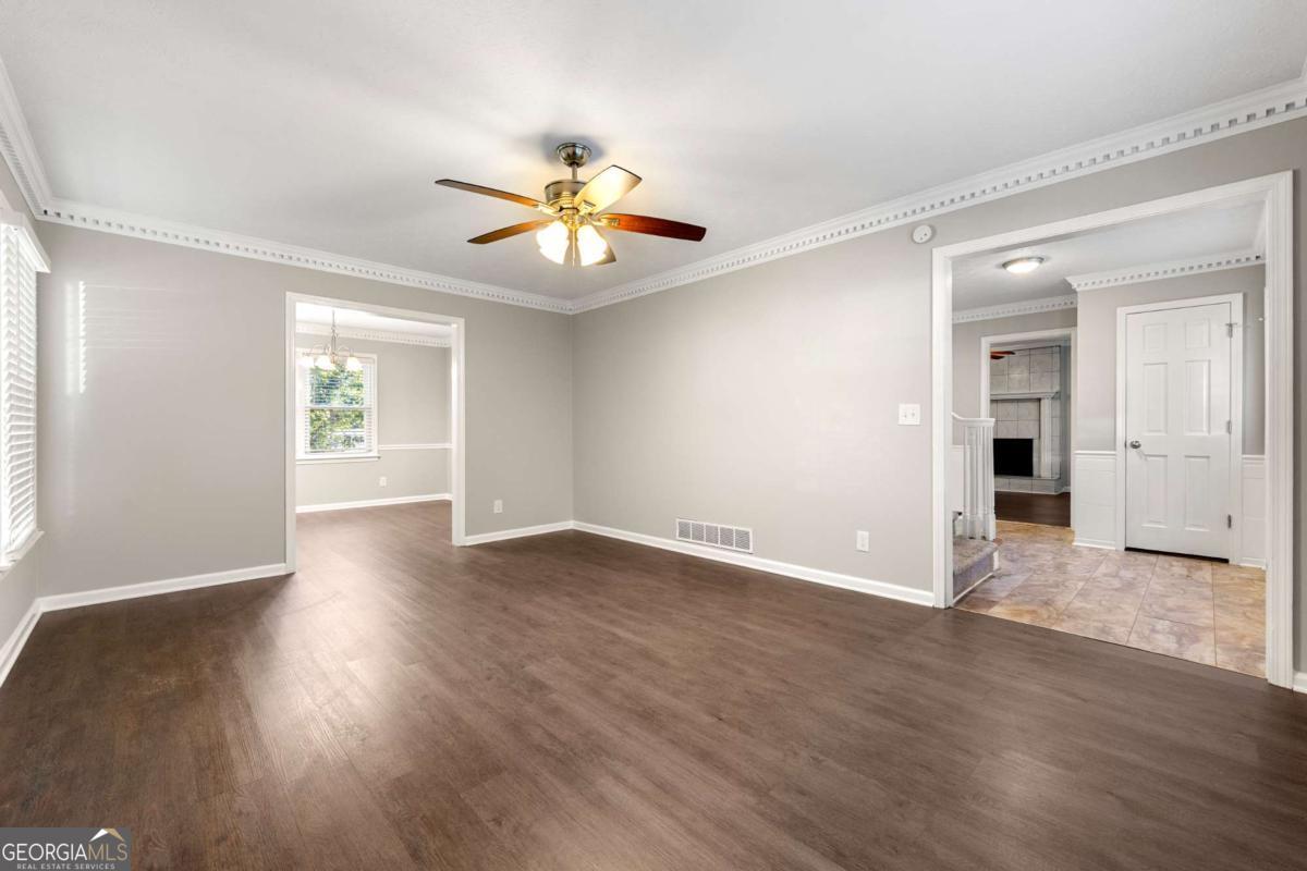 4574 Woodland CIR NE